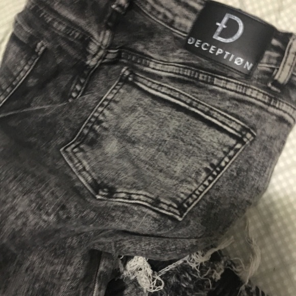 Deception Toronto jeans - Picture 2 of 3